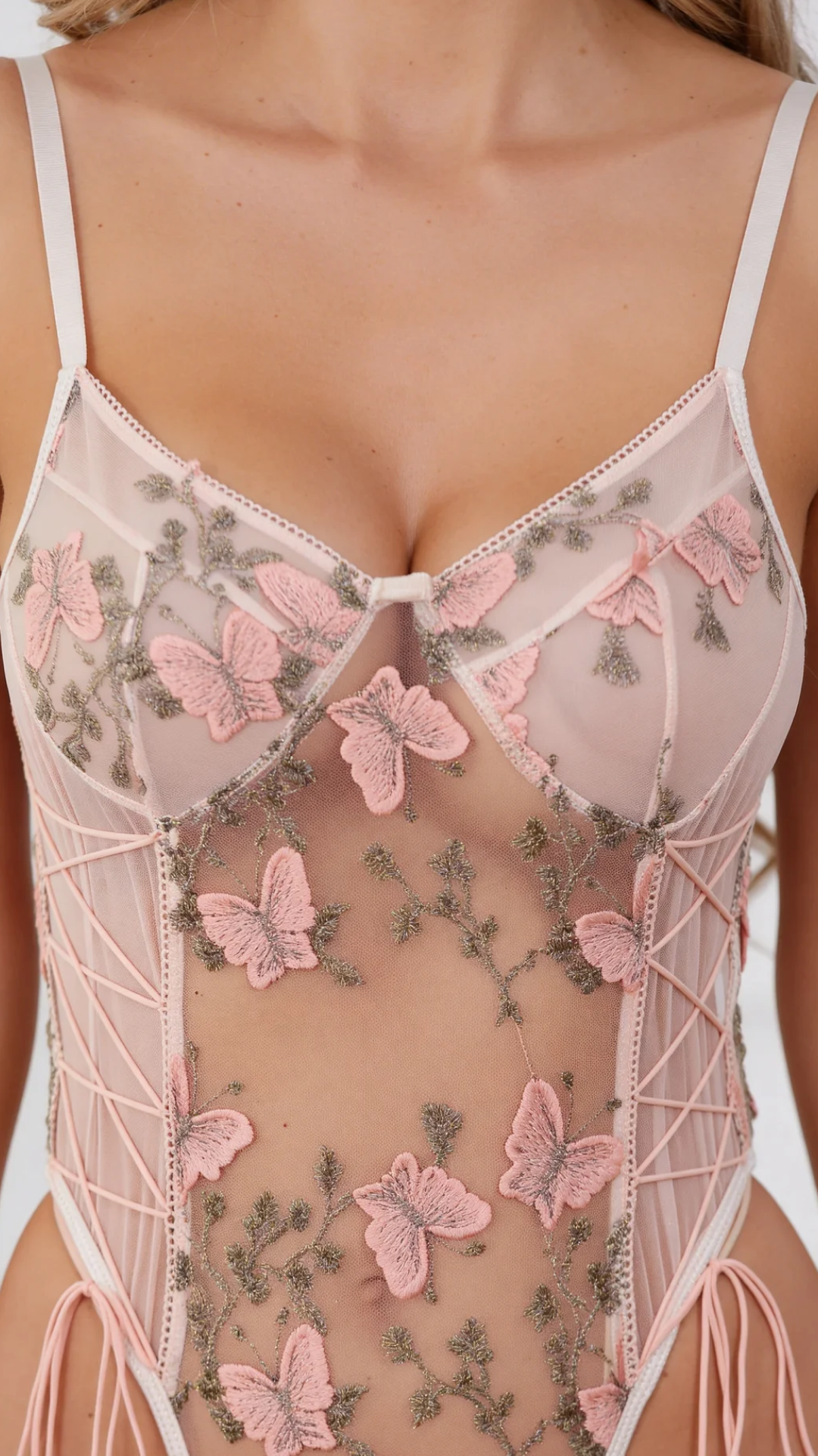 Liebelle Selene transparenter Netzstoff-Body mit Schmetterlingsstickerei - Bild 3