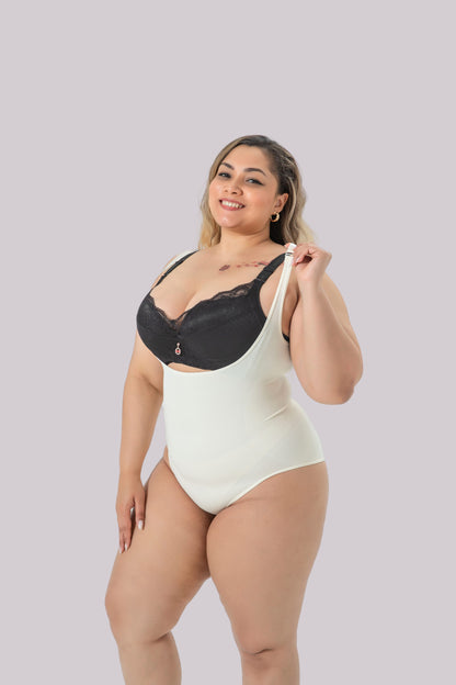 Liebelle Evy – figurformender Body - Bild 5